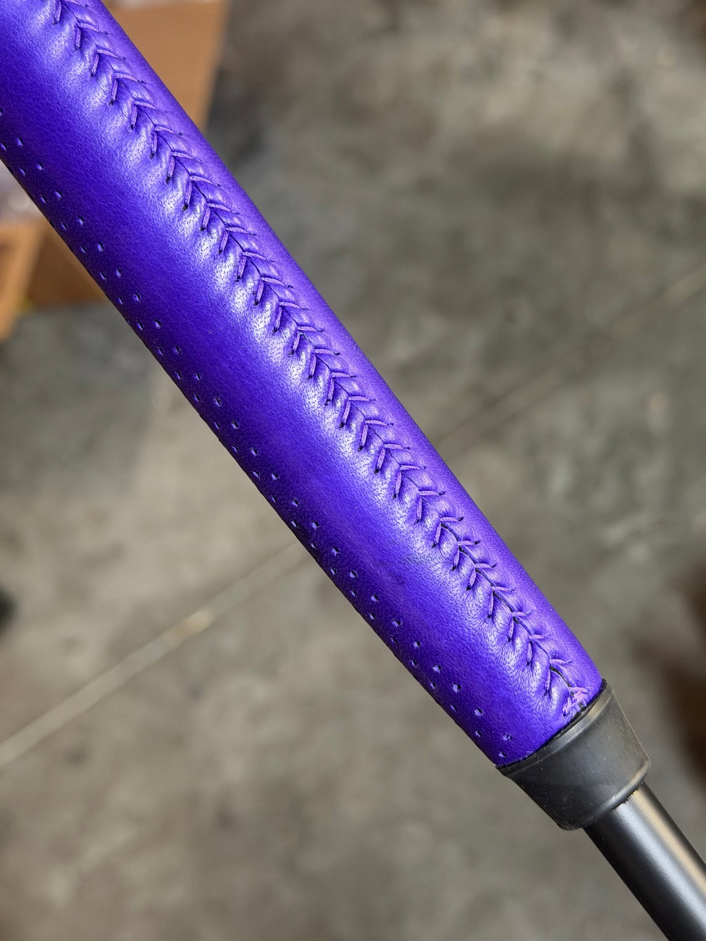 Scotty Cameron Del Mar- crushed orchid / gold 34”