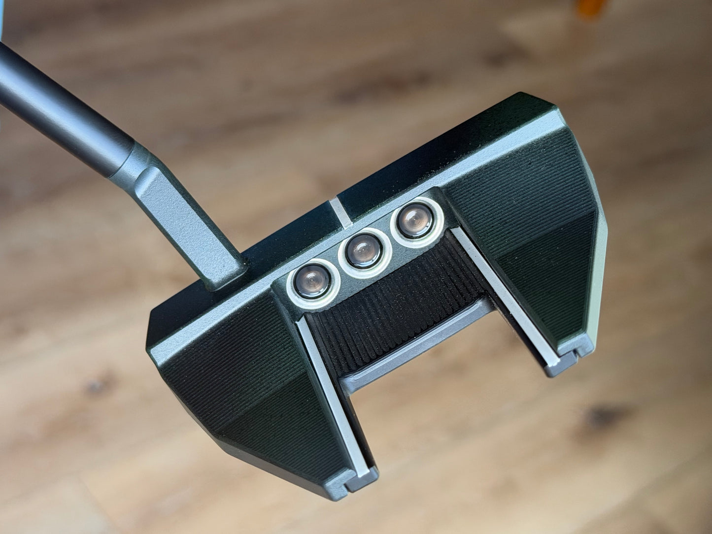 Scotty Cameron phantom x 7.5 eastern front camo / smoke 34”