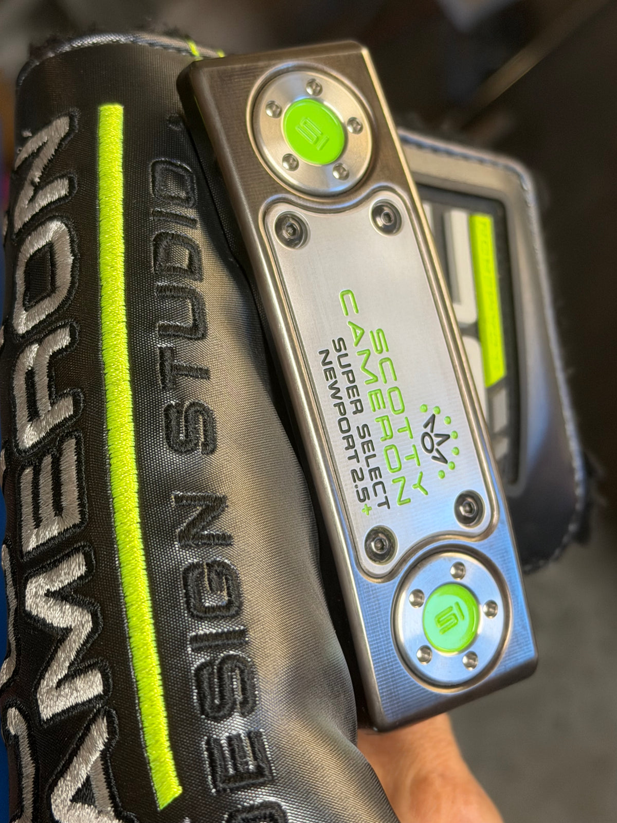 (New) Scotty Cameron Patina super select Newport 2.5 custom lime / leather 34.5”