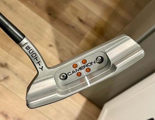 Scotty Studio Style Newport 2.5 - Mint 303 insert - Steerhide Custom shop cover- clear orange!