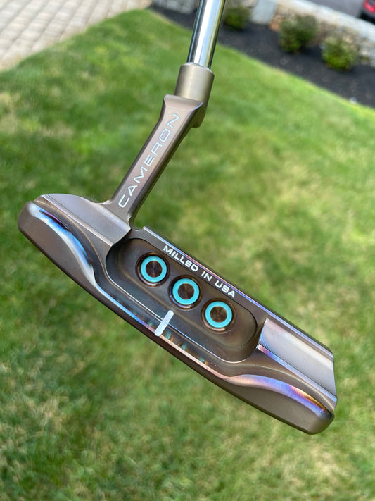 Brand New Scotty Newport (2023) torch/oil can with Turquoise 34"