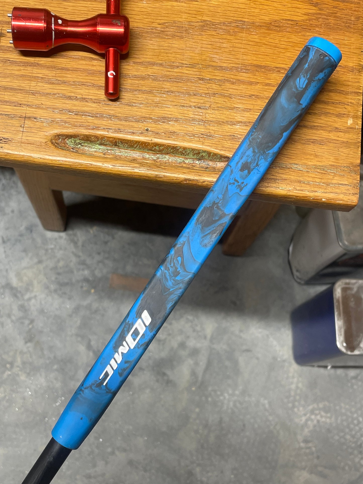 Tour Satin Flowback 1.5 / black shaft / Trans Blue 34.5"