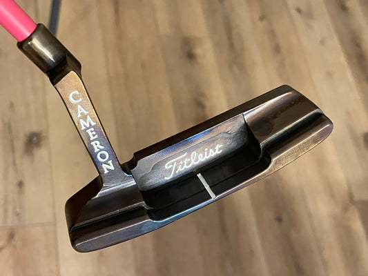 Art of Putting Newport 2 Oil Can - Pink KBS