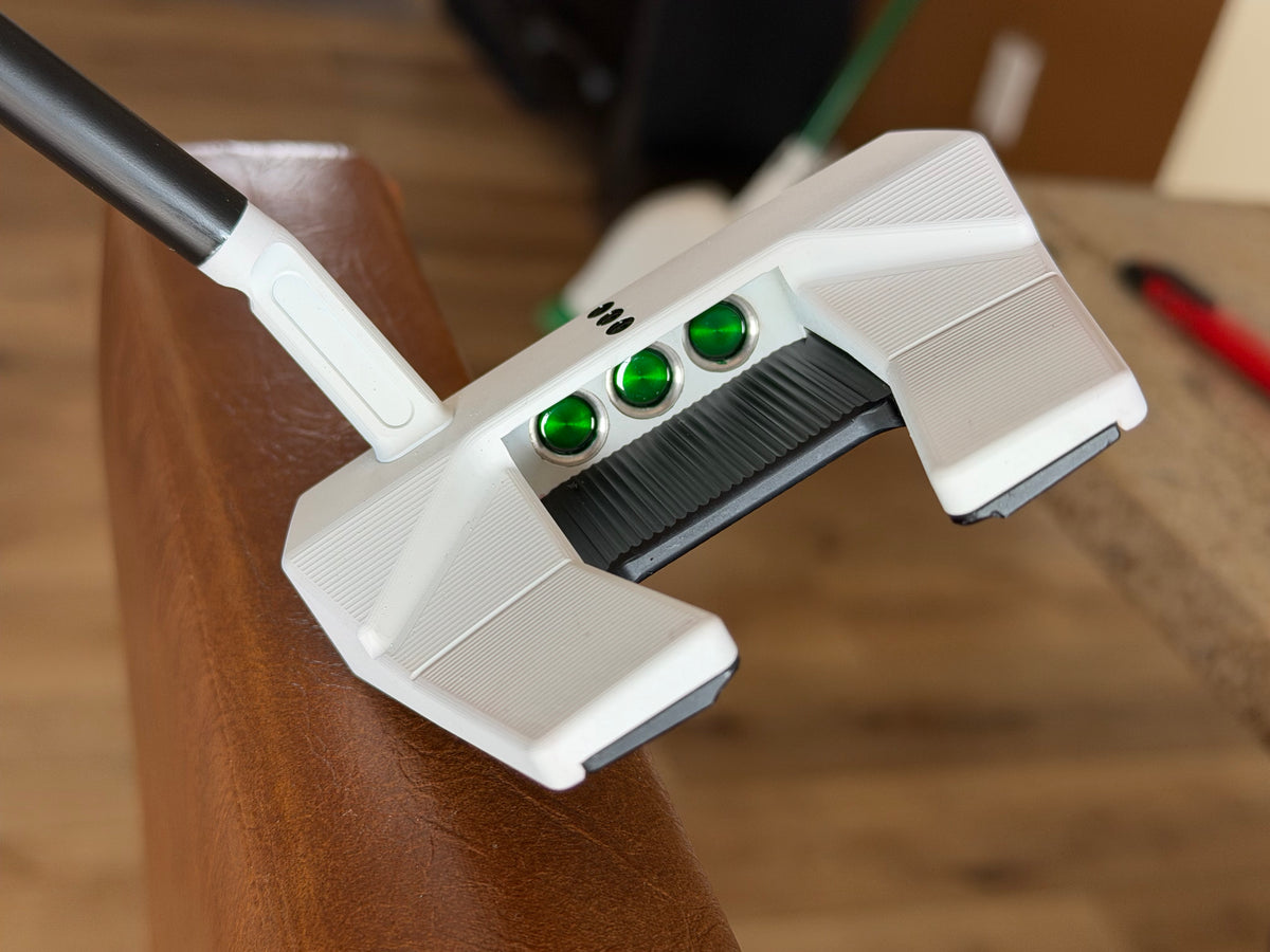 Scotty Cameron Phantom x 5.5 custom white w/ candy green Garsen 35” (new)