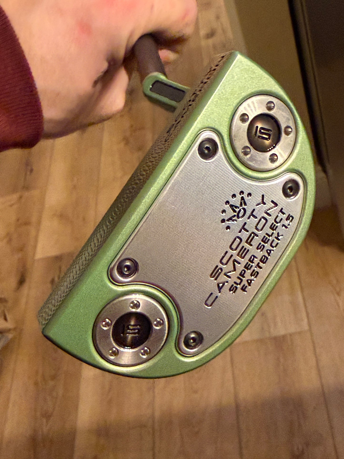 Anodized Green fastback 1.5 (mint) w/ kangaroo + black shaft