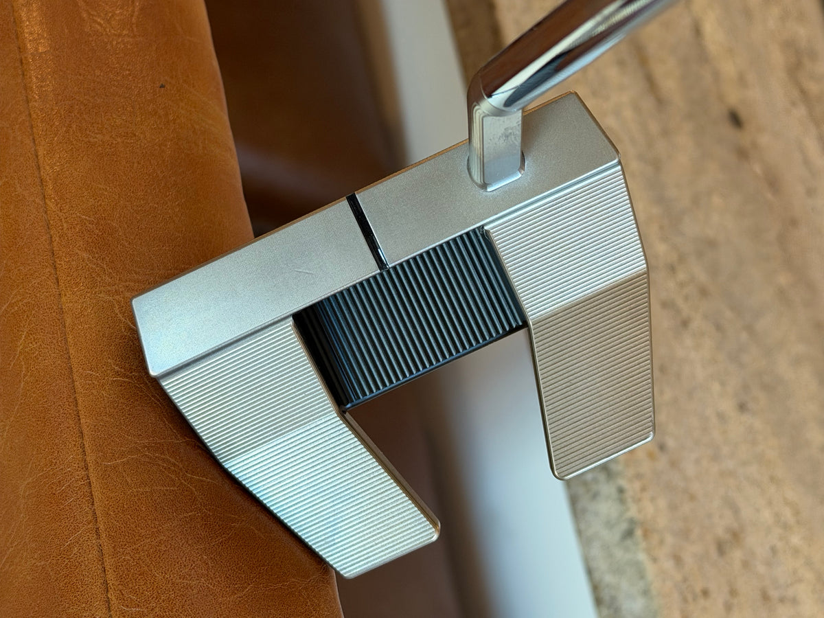 LEFTY Torched Oil Can Phantom 5.5 (Scotty Cameron) 35” NEW Tiffany