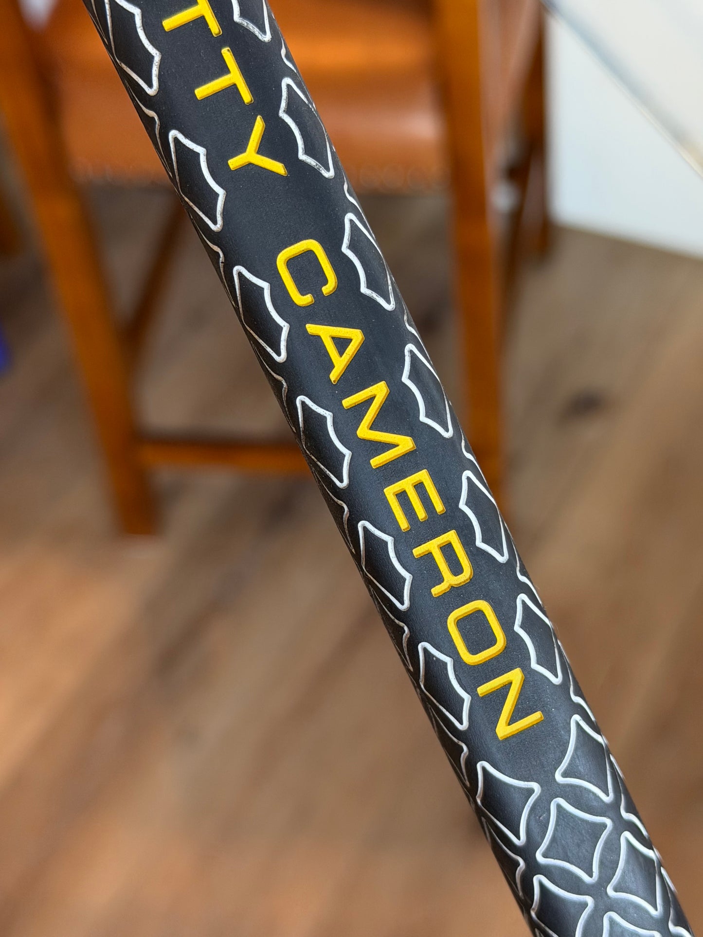Bruins Phantom 5.5 (new) yellow splash / gloss yellow 35”