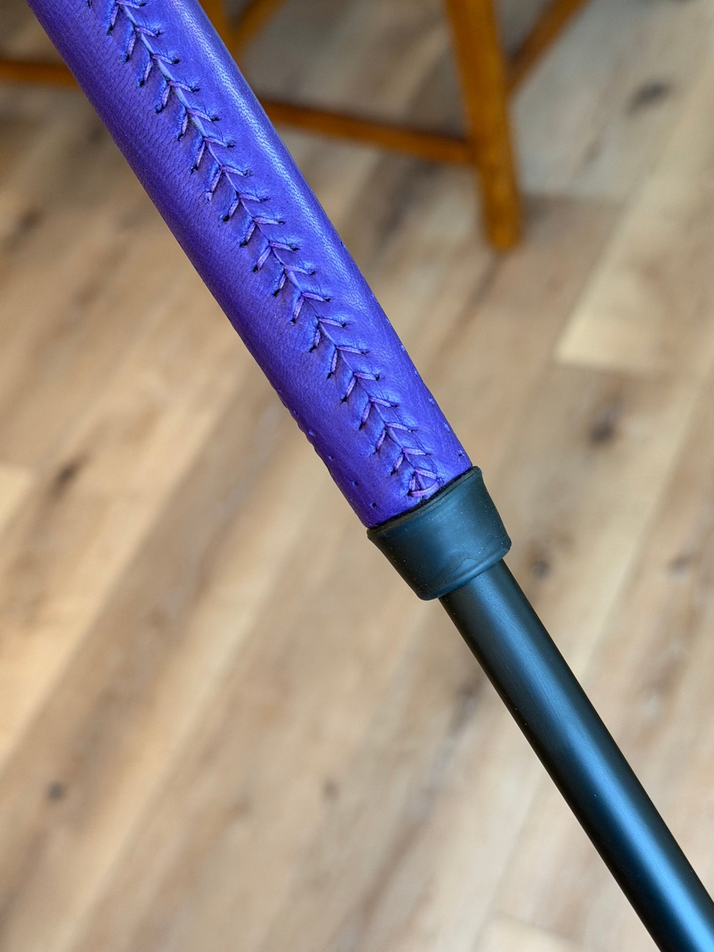 New super select Newport 2.5 blackout / 2x purple 34”