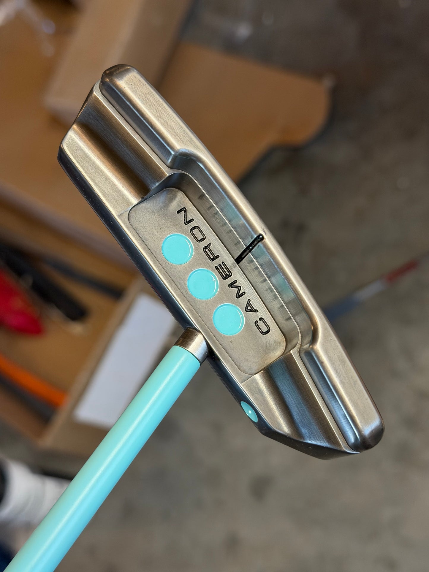 Newport 2.6 satin / Tiffany / Circle T weights + member cover 35”
