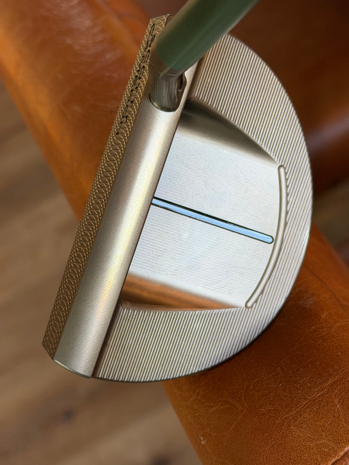Gorgeous LEFTY Scotty Cameron GoLo 6.5 oil can Candy green + leather 34”