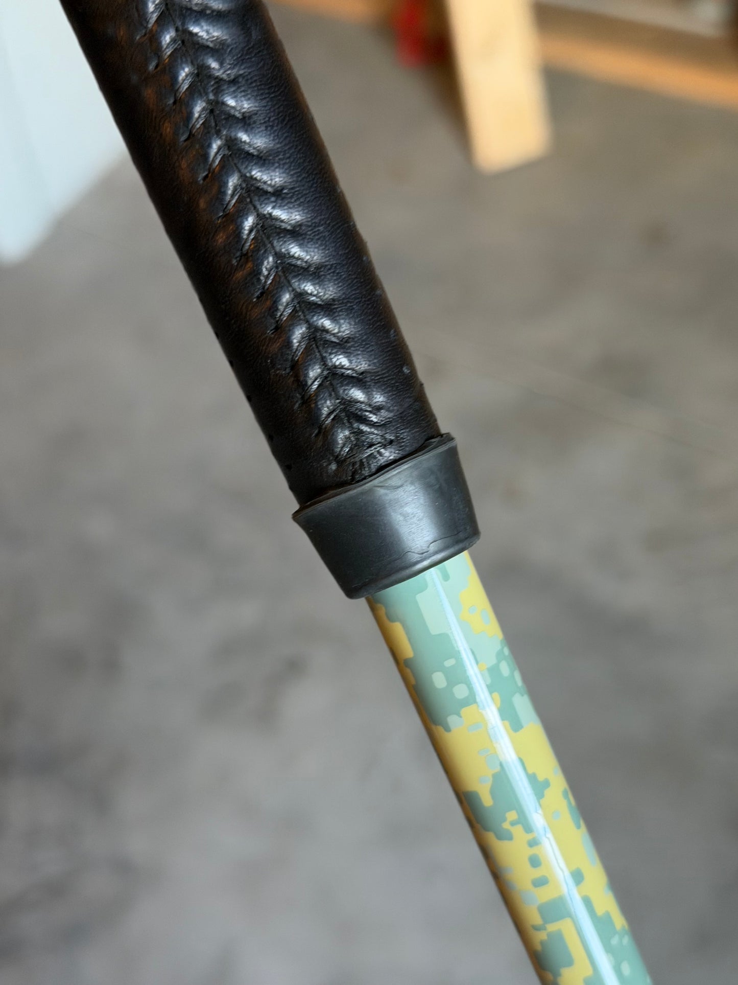 Newport 2 - eastern front / smoke - KBS + leather 34”