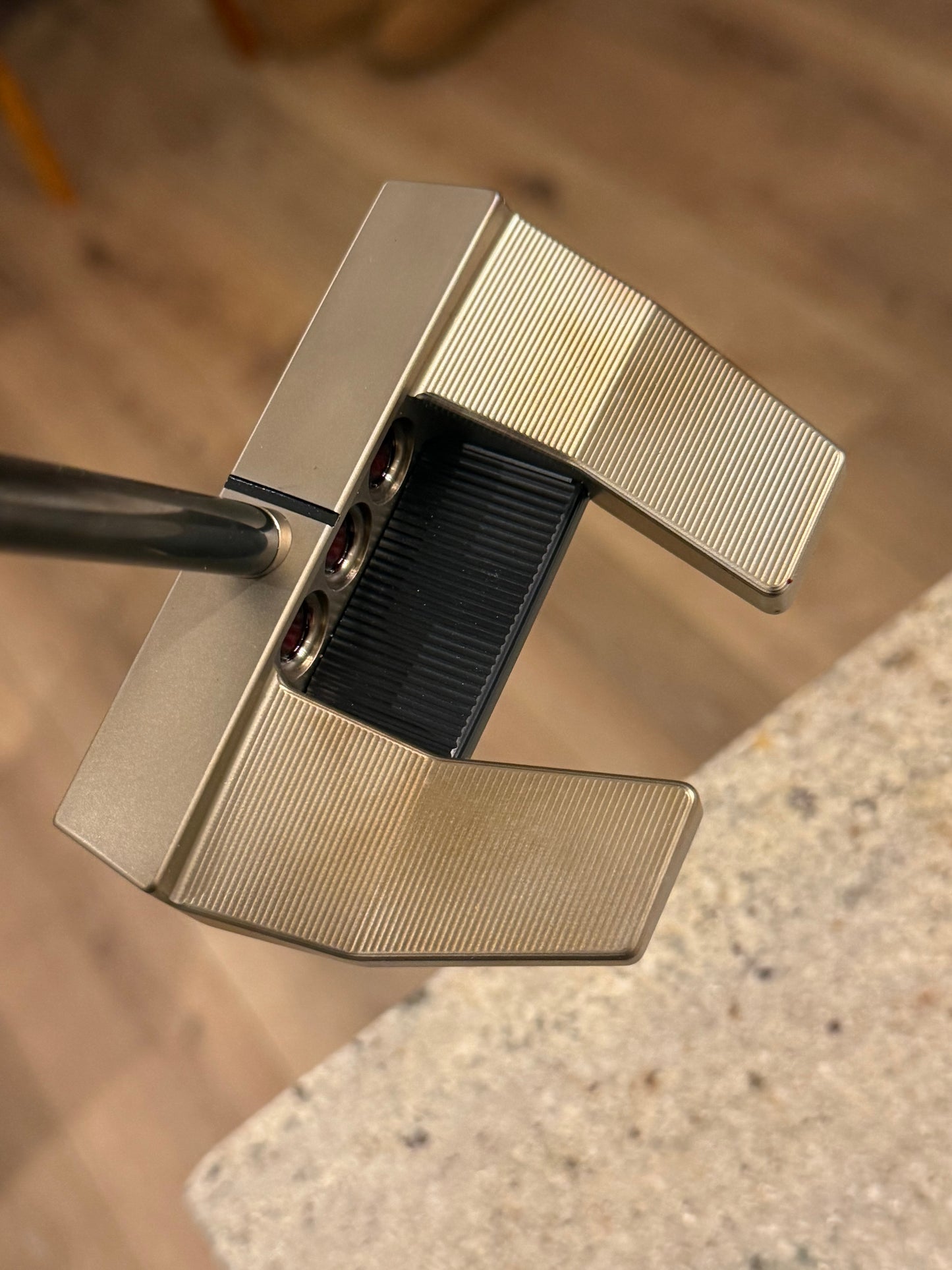 Phantom 5S - deep torched with candy red - stepped KBS 34.5”