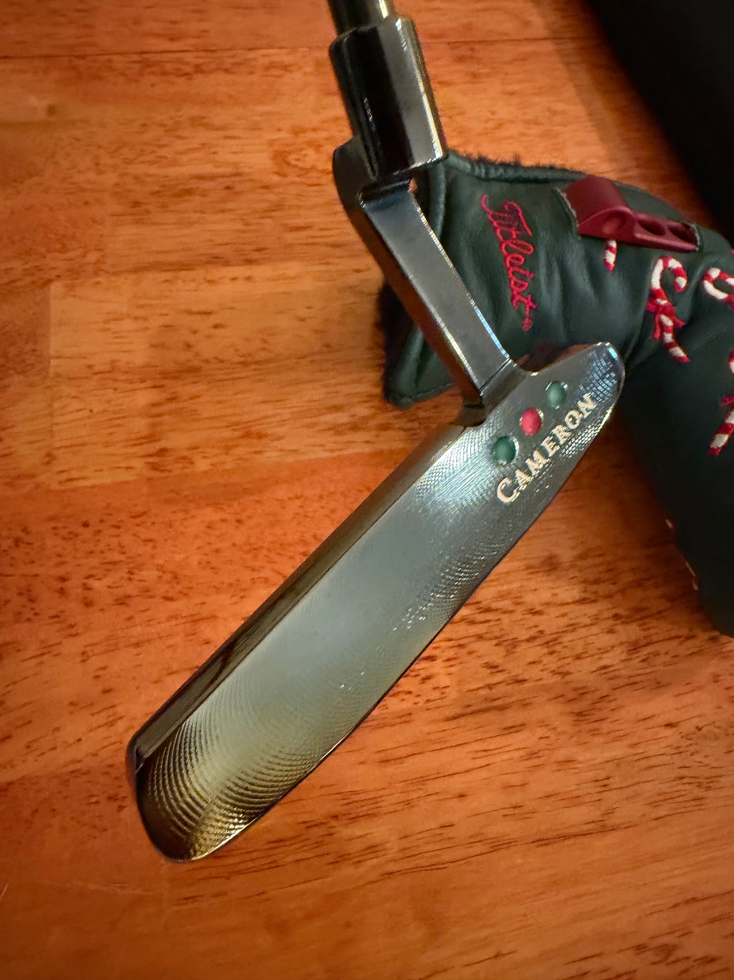 2002 (the first!) holiday limited (black pearl pro platinum Newport) NEW and original :)