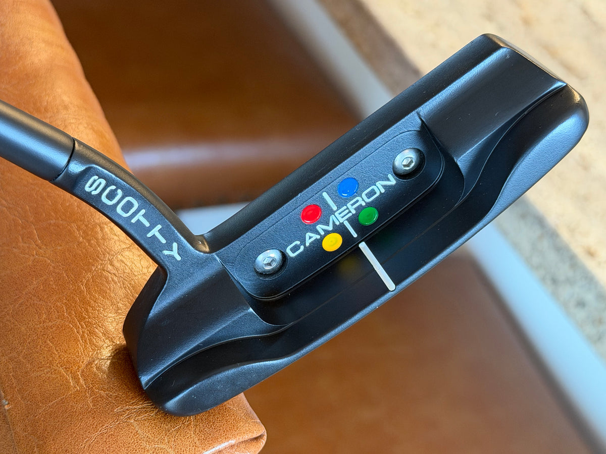First in 500 Scotty Cameron Studio Style (2005) Newport 1.5 - full custom leather / HC