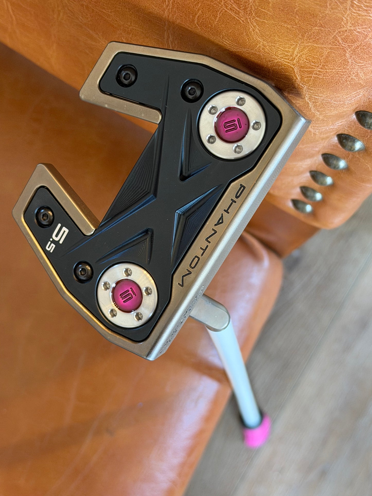 Phantom 5.5 (new) OilCan with Candy Pink / leather 34”