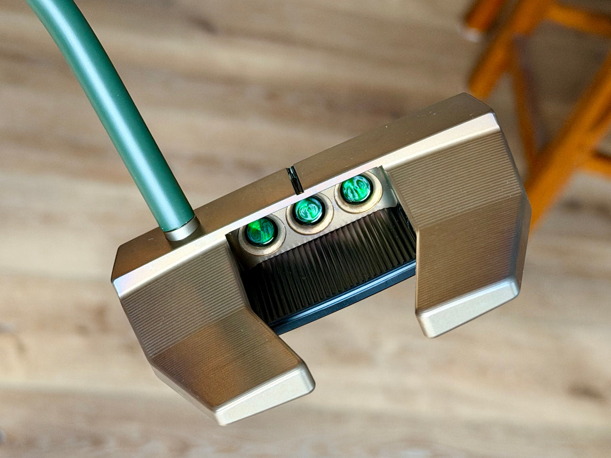 New Scotty Cameron phantom x5 oil can/candy green 35” Kangaroo
