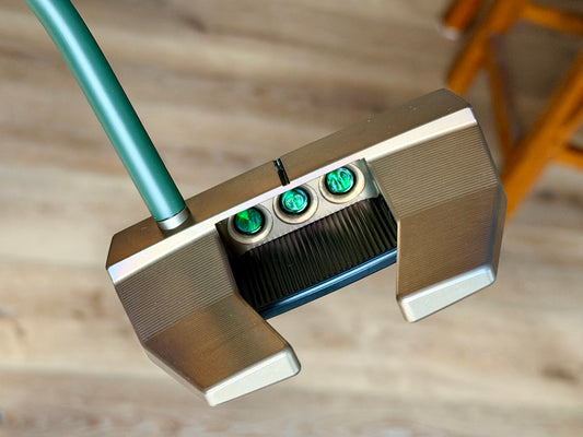 New Scotty Cameron phantom x5 oil can/candy green 35” Kangaroo