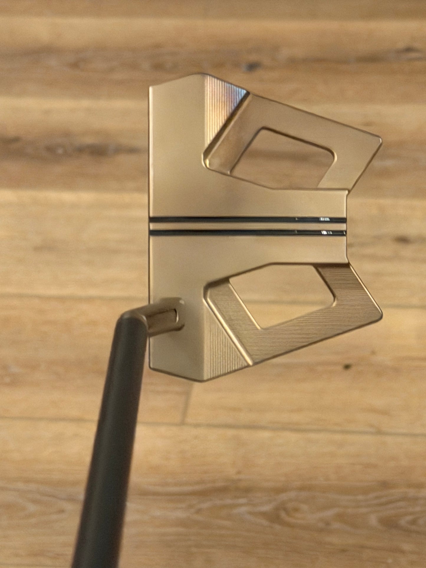 Beautiful torched 2025 phantom x9.5 (mint/new) + candy green + black shaft