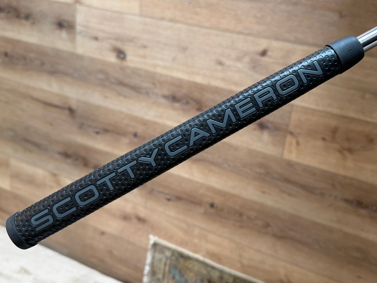 1/500 Scotty Cameron Newport 2.5 Tiffany 2-tone with custom shop shaft/matador 34.5”