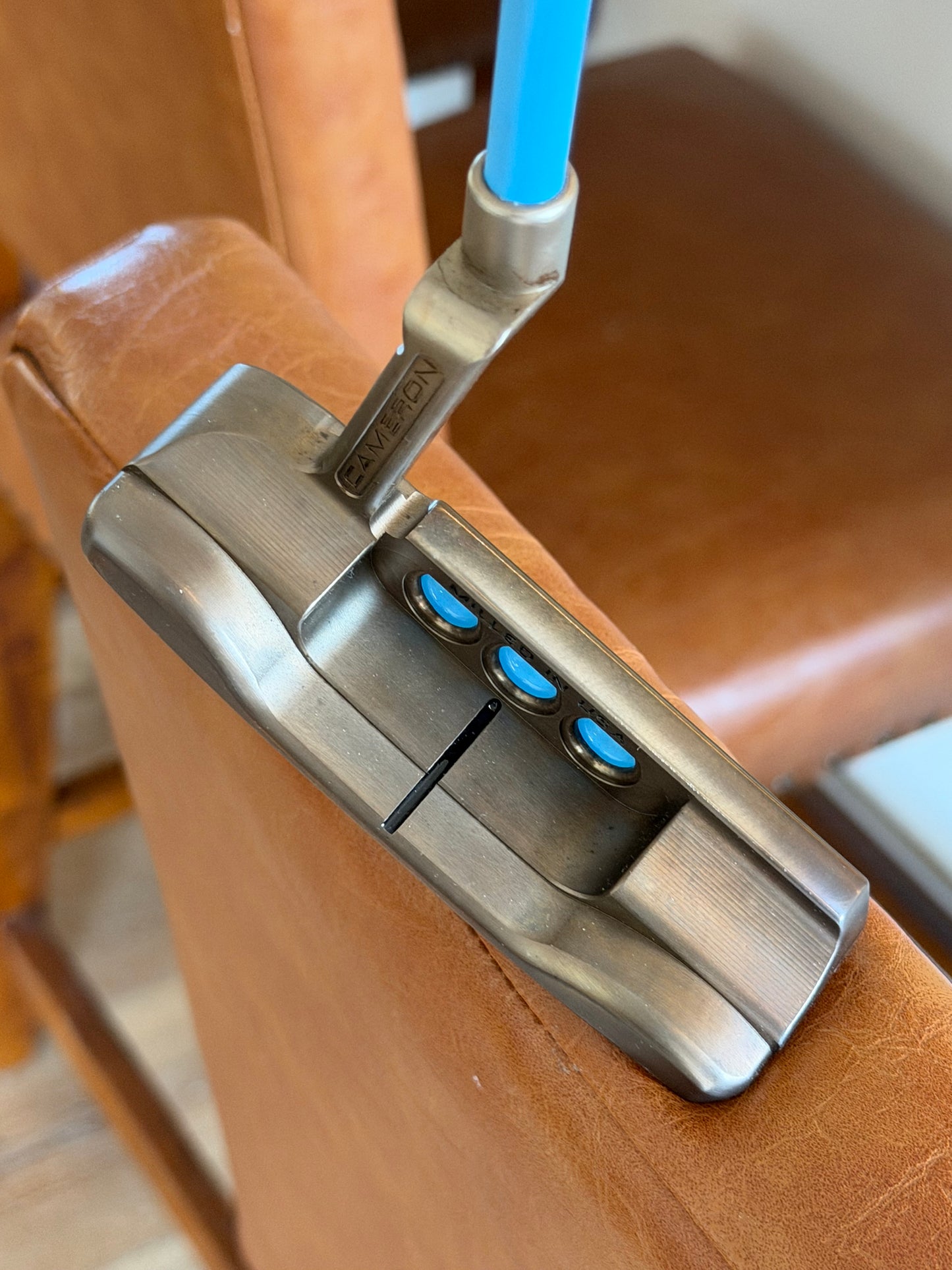New Scotty Cameron Newport plus + oil can + UNC blue KBS GPS + leather 34”