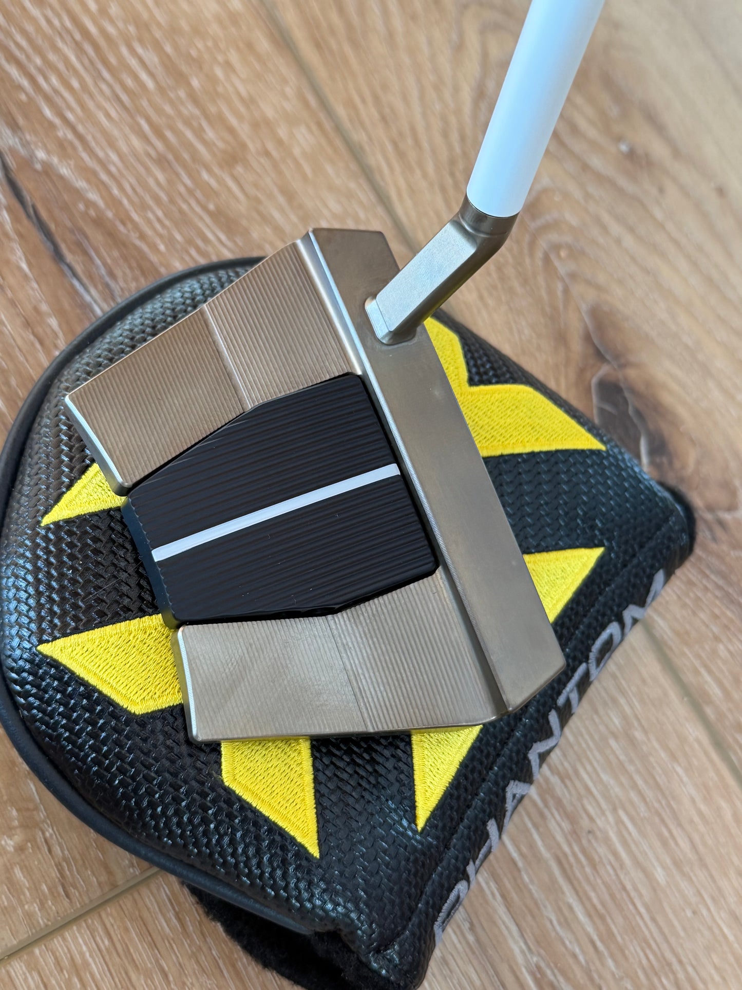 New torched phantom 9.5 - white shaft - fluorescent green - gripmaster 34.5”