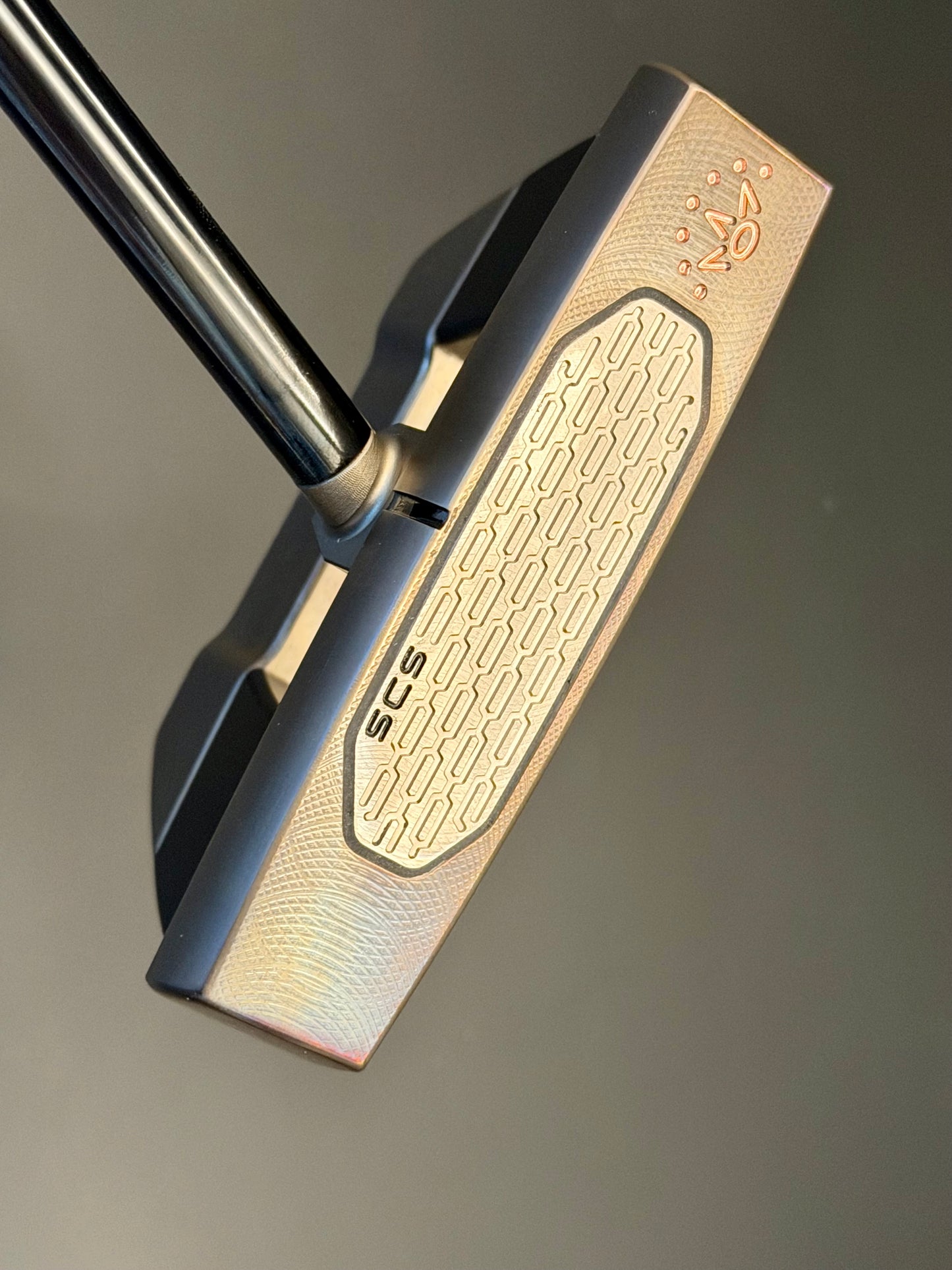 Oil Can Fastback OC - 34” - copper fills / black screws - new!
