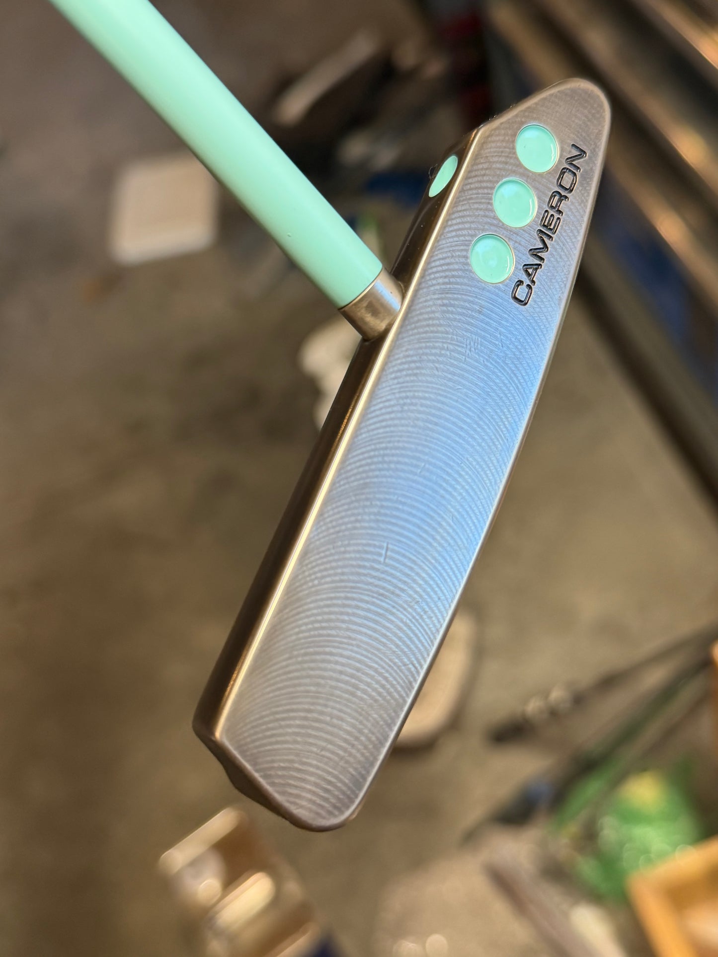 Newport 2.6 satin / Tiffany / Circle T weights + member cover 35”