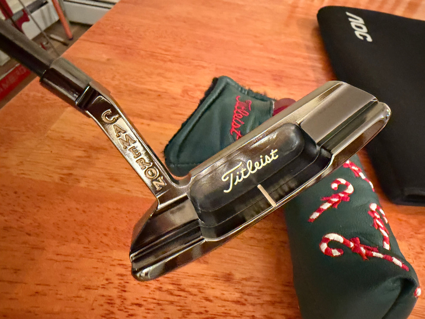 2002 (the first!) holiday limited (black pearl pro platinum Newport) NEW and original :)