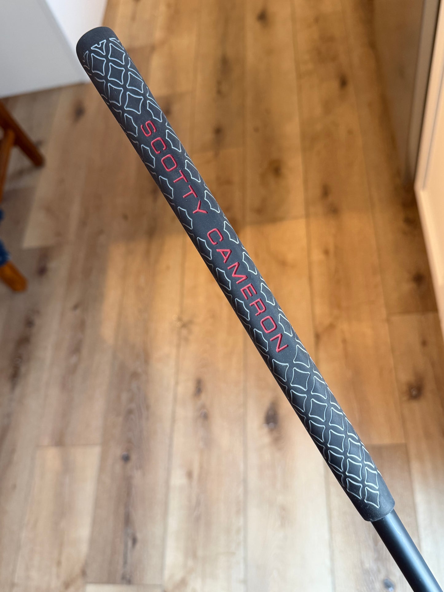Torched twice - phantom x7.5 - totally repainted / candy red + black shaft 35”