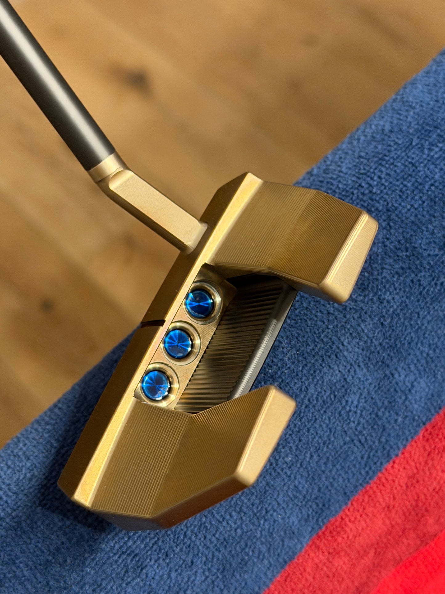 Lefty LH -  phantom x5.5 Torched/oil w/ candy blue 35”