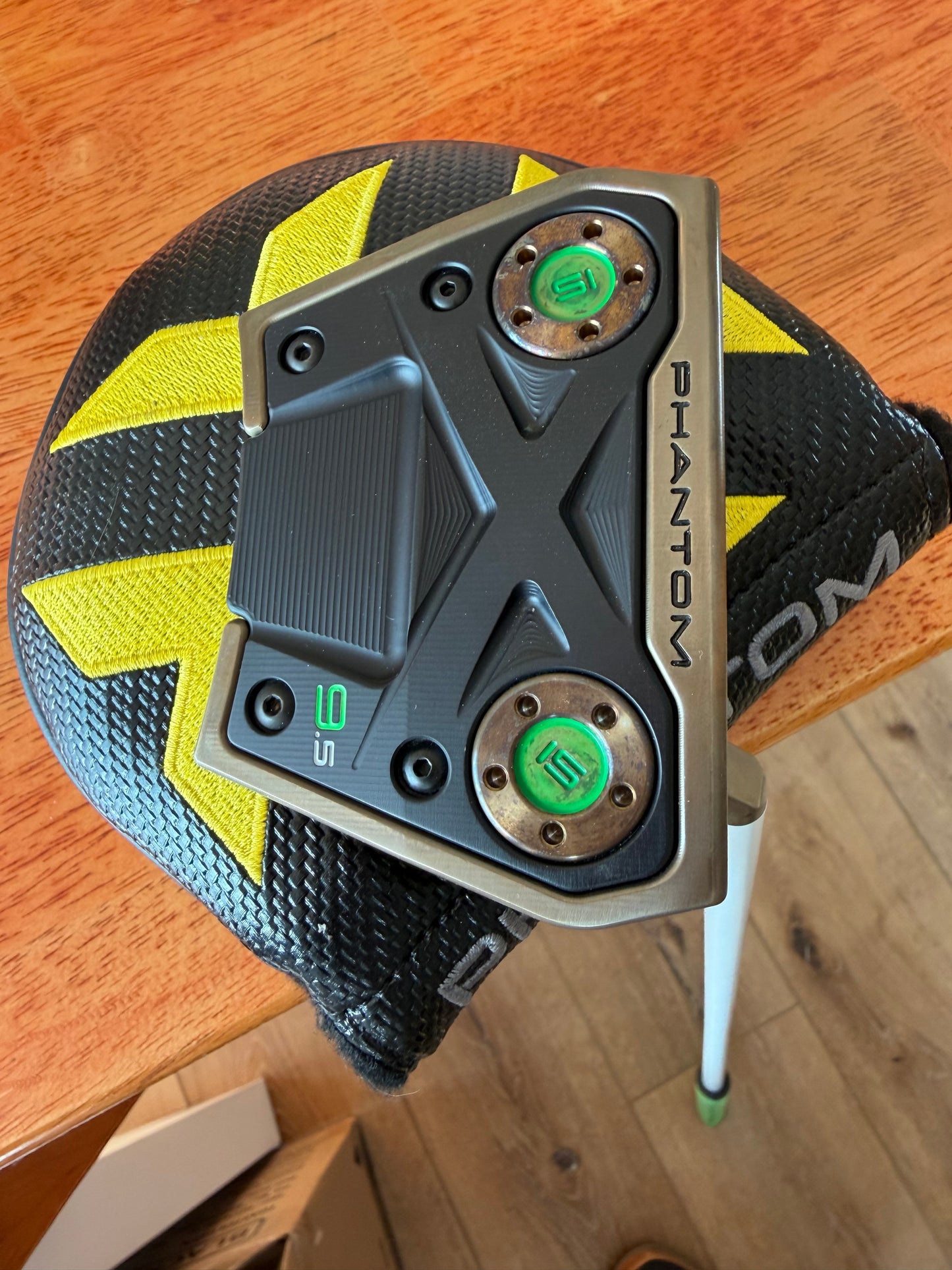 New torched phantom 9.5 - white shaft - fluorescent green - gripmaster 34.5”