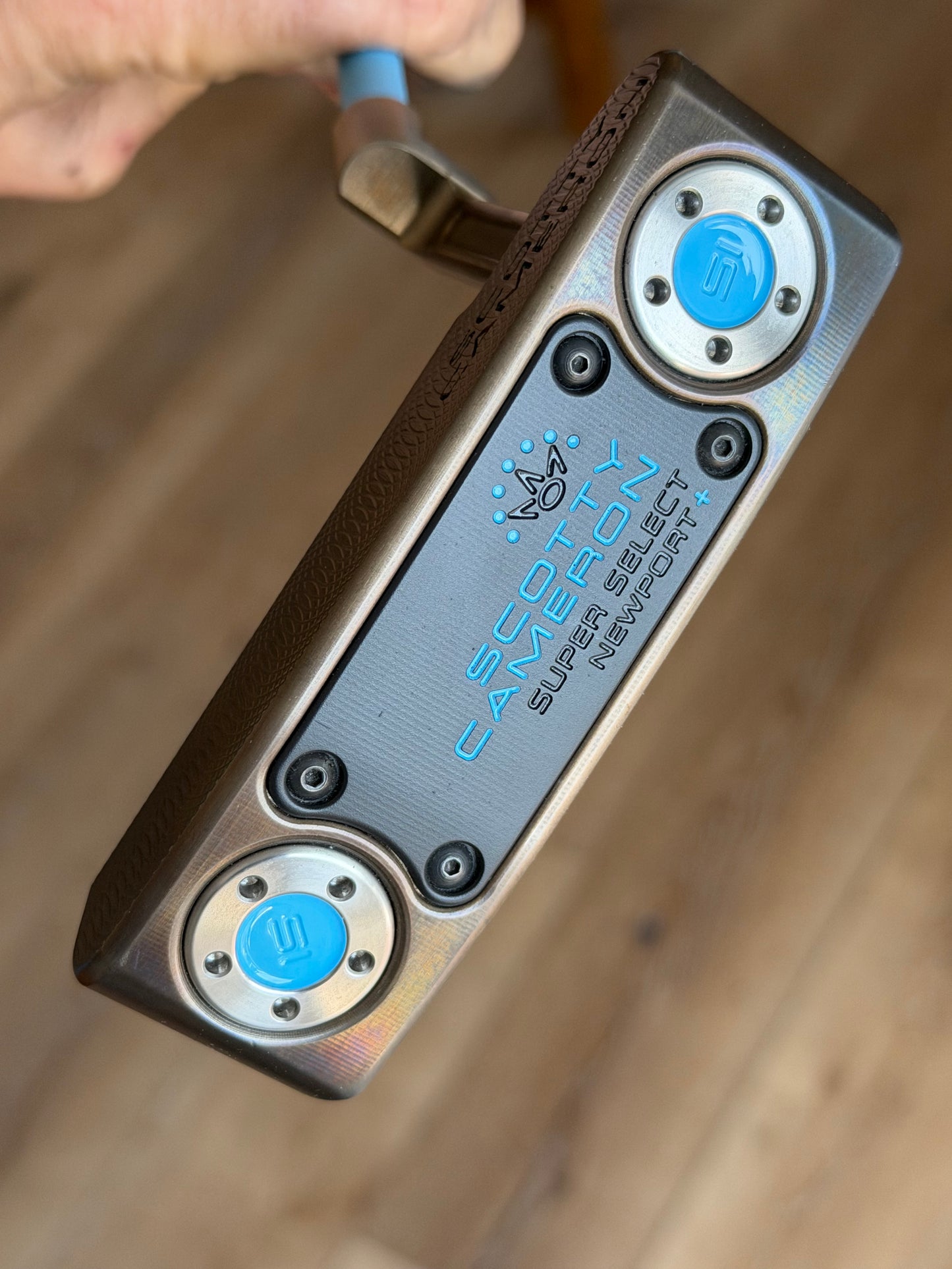 New Scotty Cameron Newport plus + oil can + UNC blue KBS GPS + leather 34”