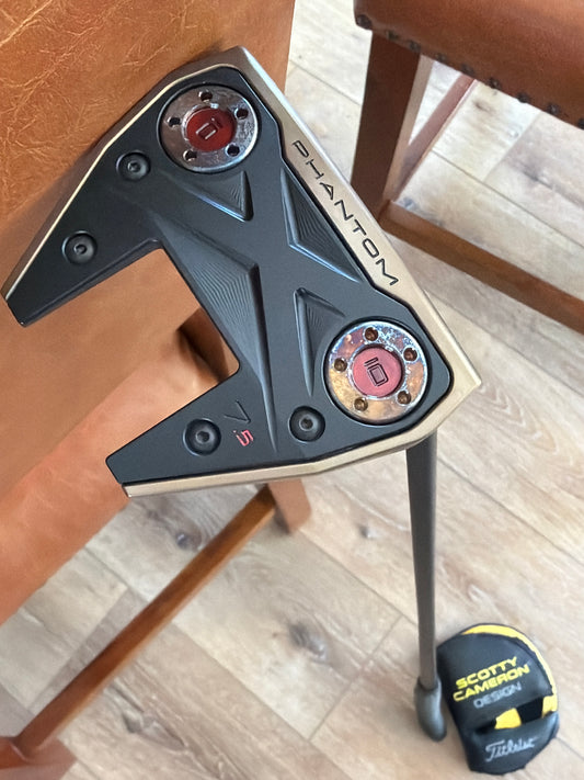 Torched twice - phantom x7.5 - totally repainted / candy red + black shaft 35”