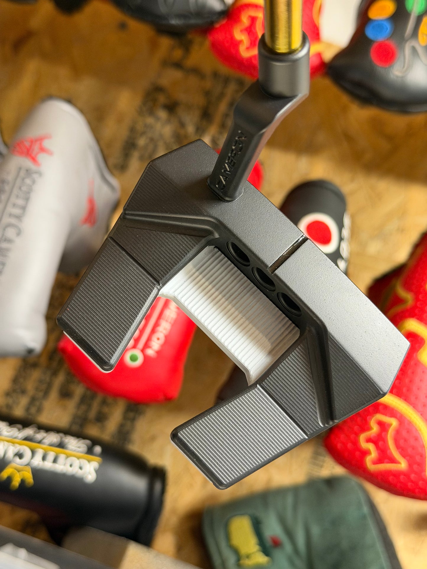 Scotty Cameron 2026 Phantom 5.2 candy purple + rainbow KBS + leather 34”