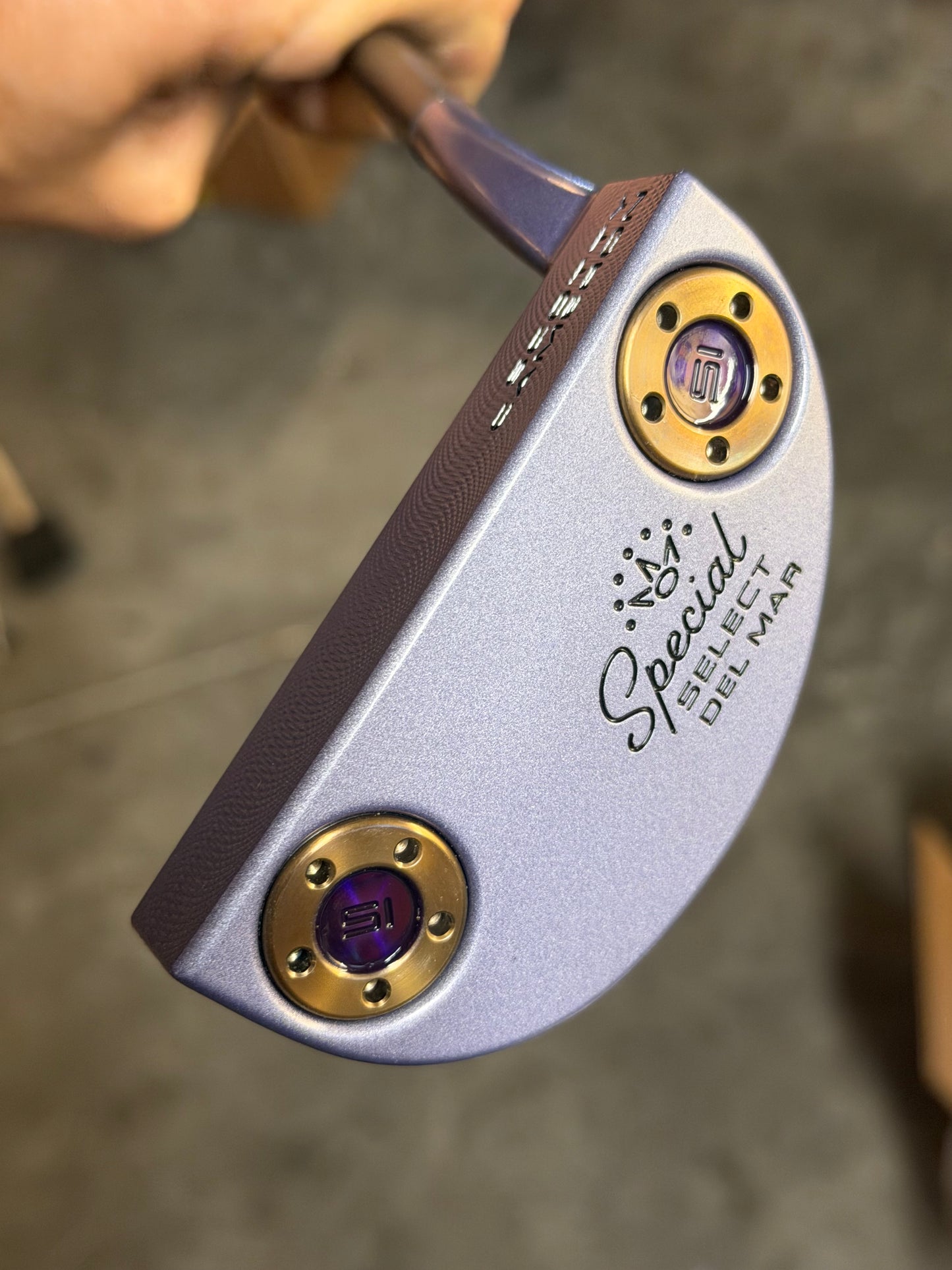 Scotty Cameron Del Mar- crushed orchid / gold 34”