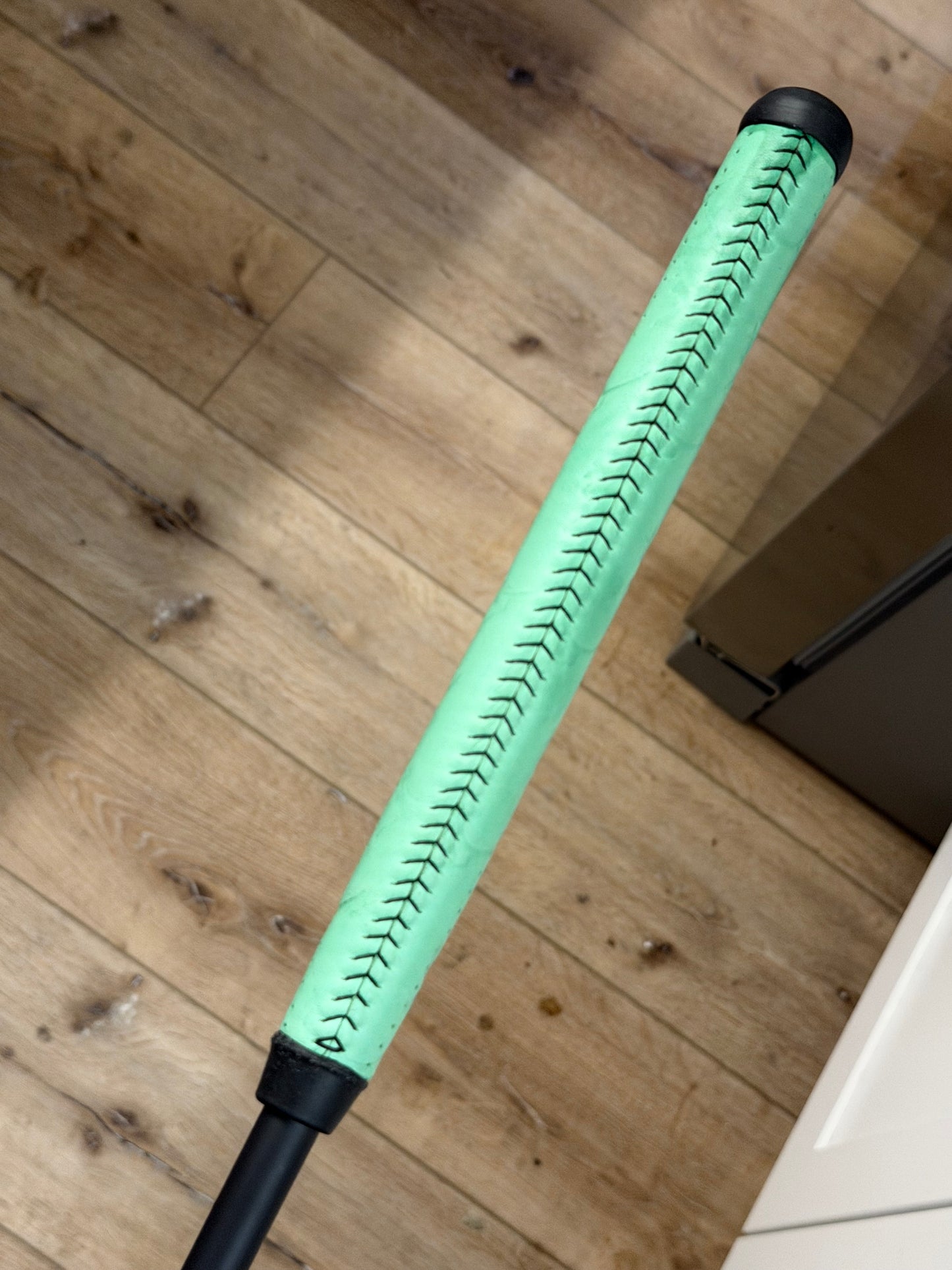 Anodized Green fastback 1.5 (mint) w/ kangaroo + black shaft