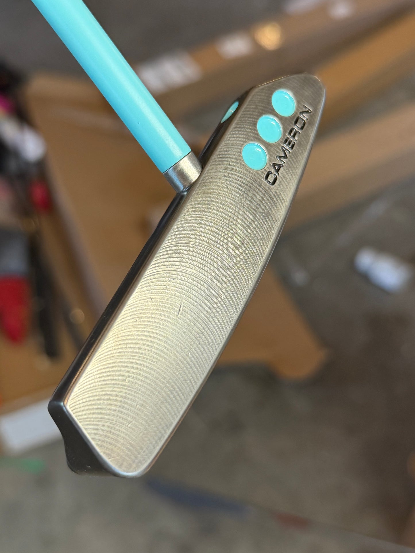 Newport 2.6 satin / Tiffany / Circle T weights + member cover 35”