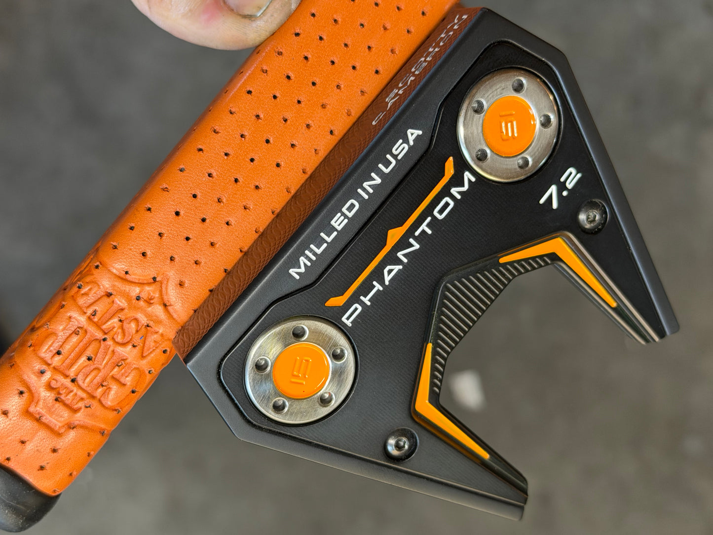 New Phantom 7.2 Scotty Cameron blackout/tangerine custom - grip choice 34.5”