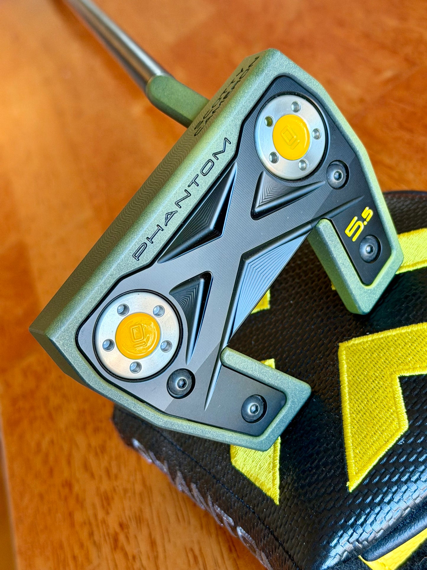 Bruins Phantom 5.5 (new) yellow splash / gloss yellow 35”