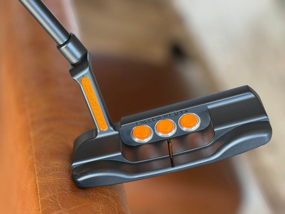 New Scotty Cameron Newport plus custom tangerine KBS Stealth 120 35” (Copy)