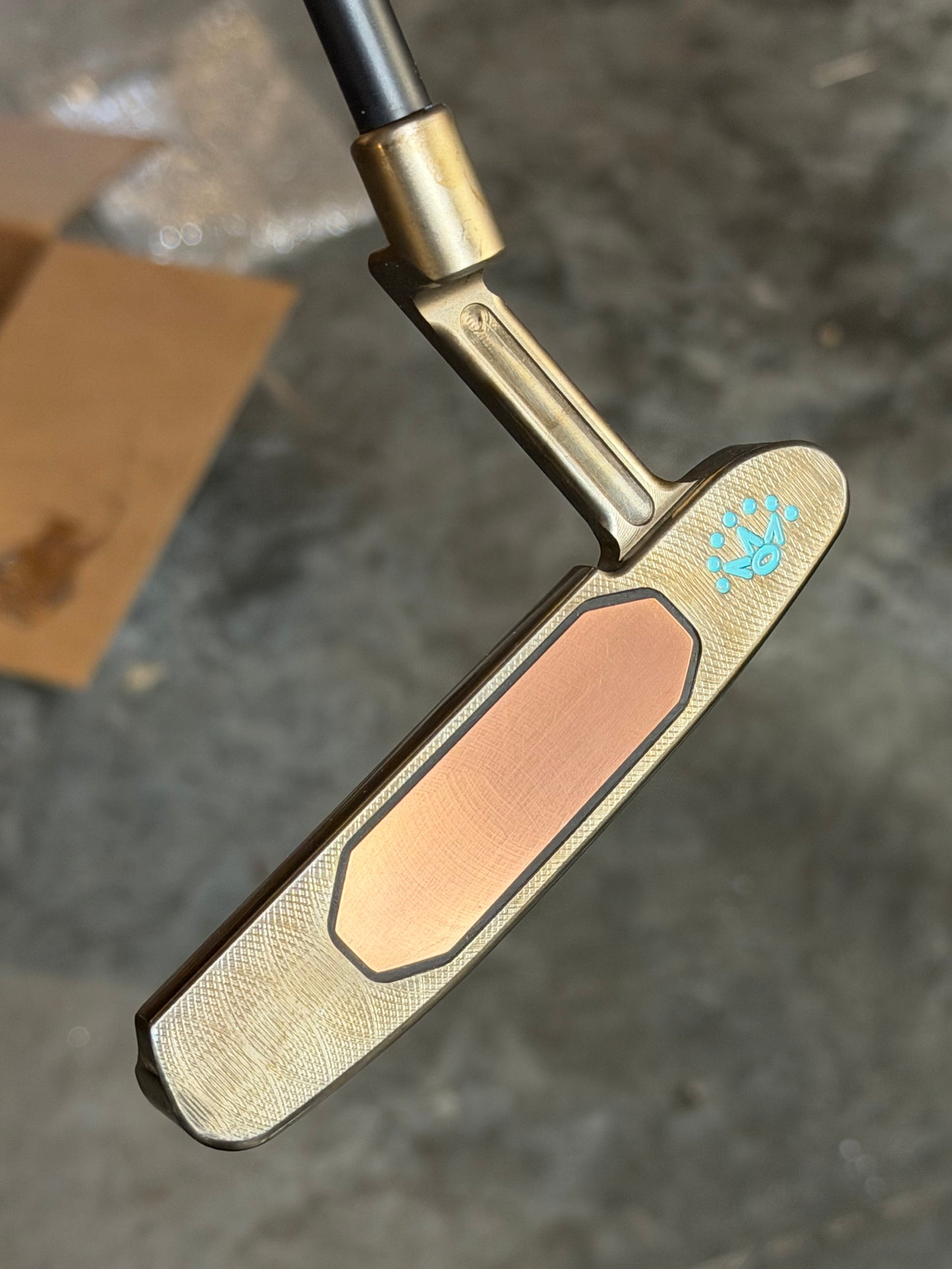 Scotty Cameron - studio style Newport - oil can / smooth copper / Tiffany 35”