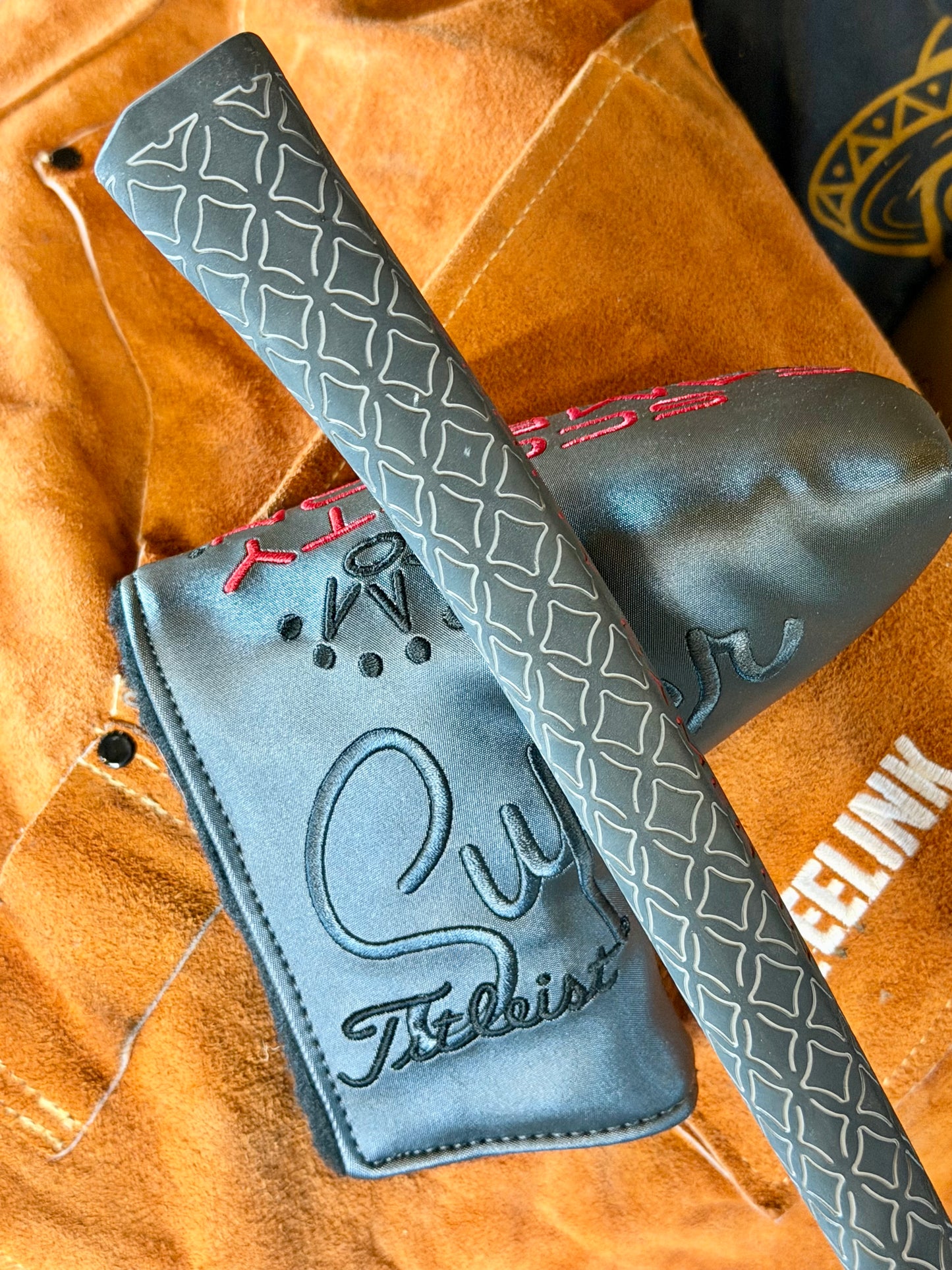 Scotty Cameron Del Mar 34” - murdered out - patina / smoke custom