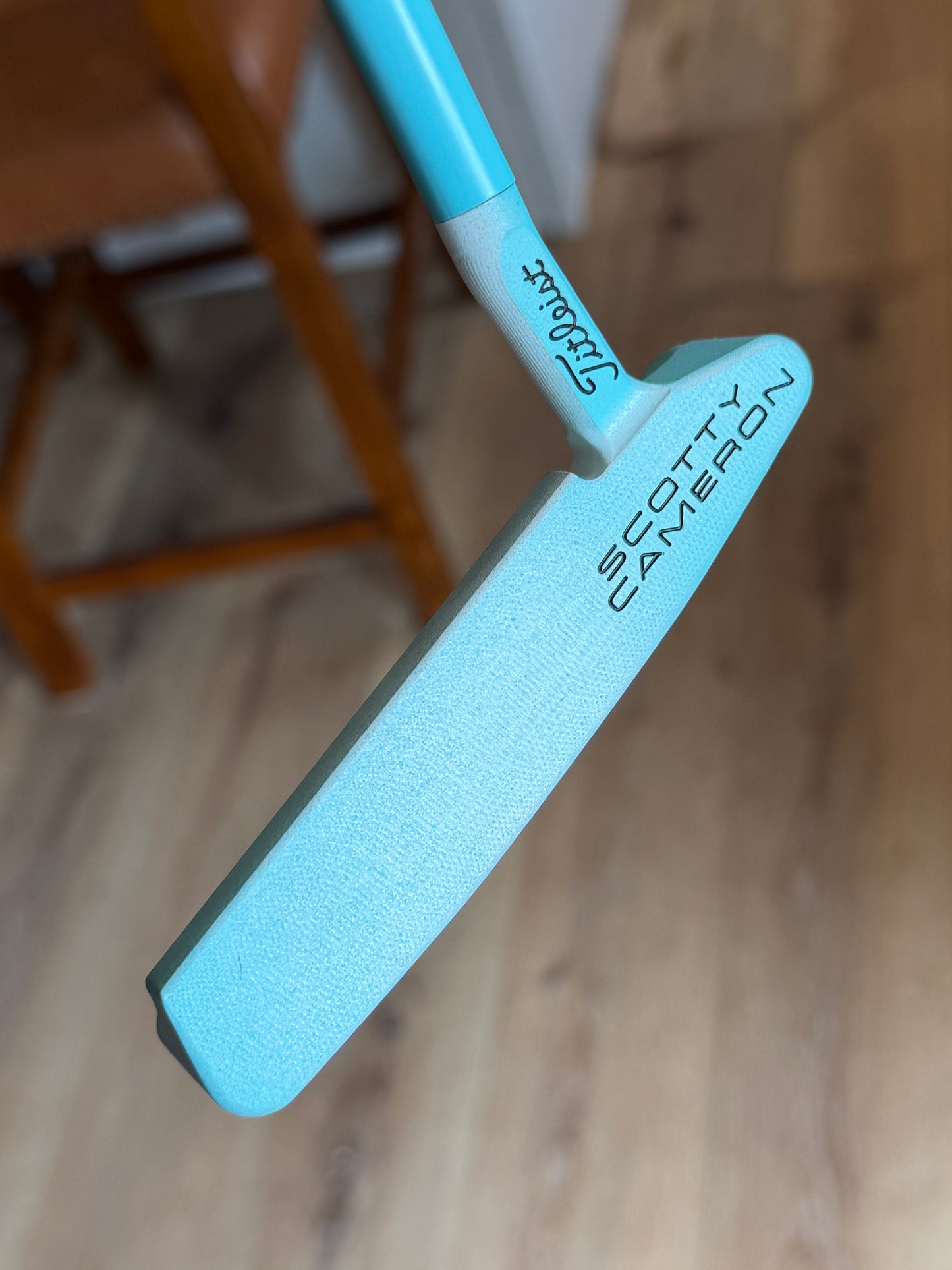 New special select Newport 2.5 Tiffany blue splash / color matched shaft 34”