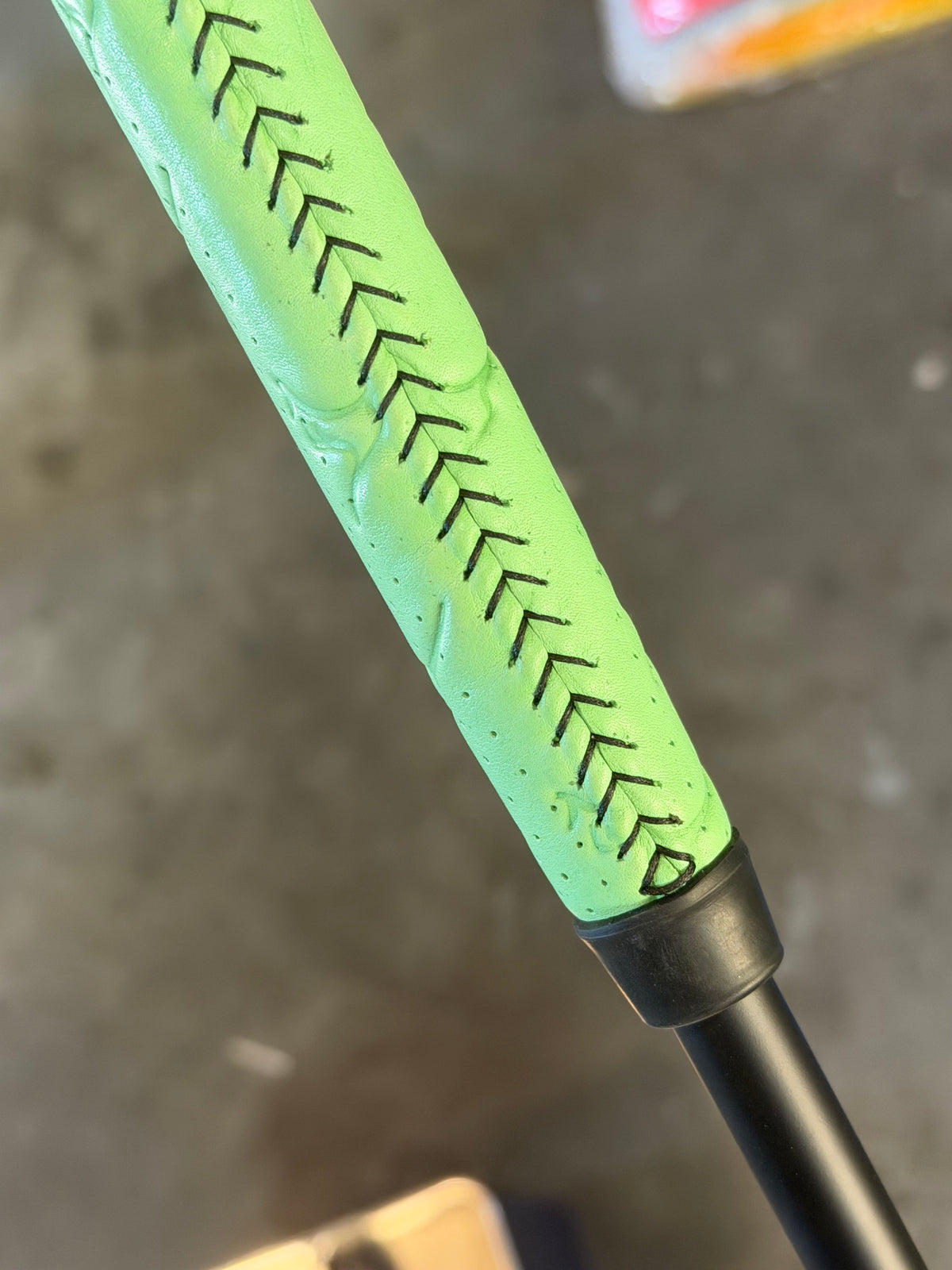 (New) Scotty Cameron Patina super select Newport 2.5 custom lime / leather 34.5”