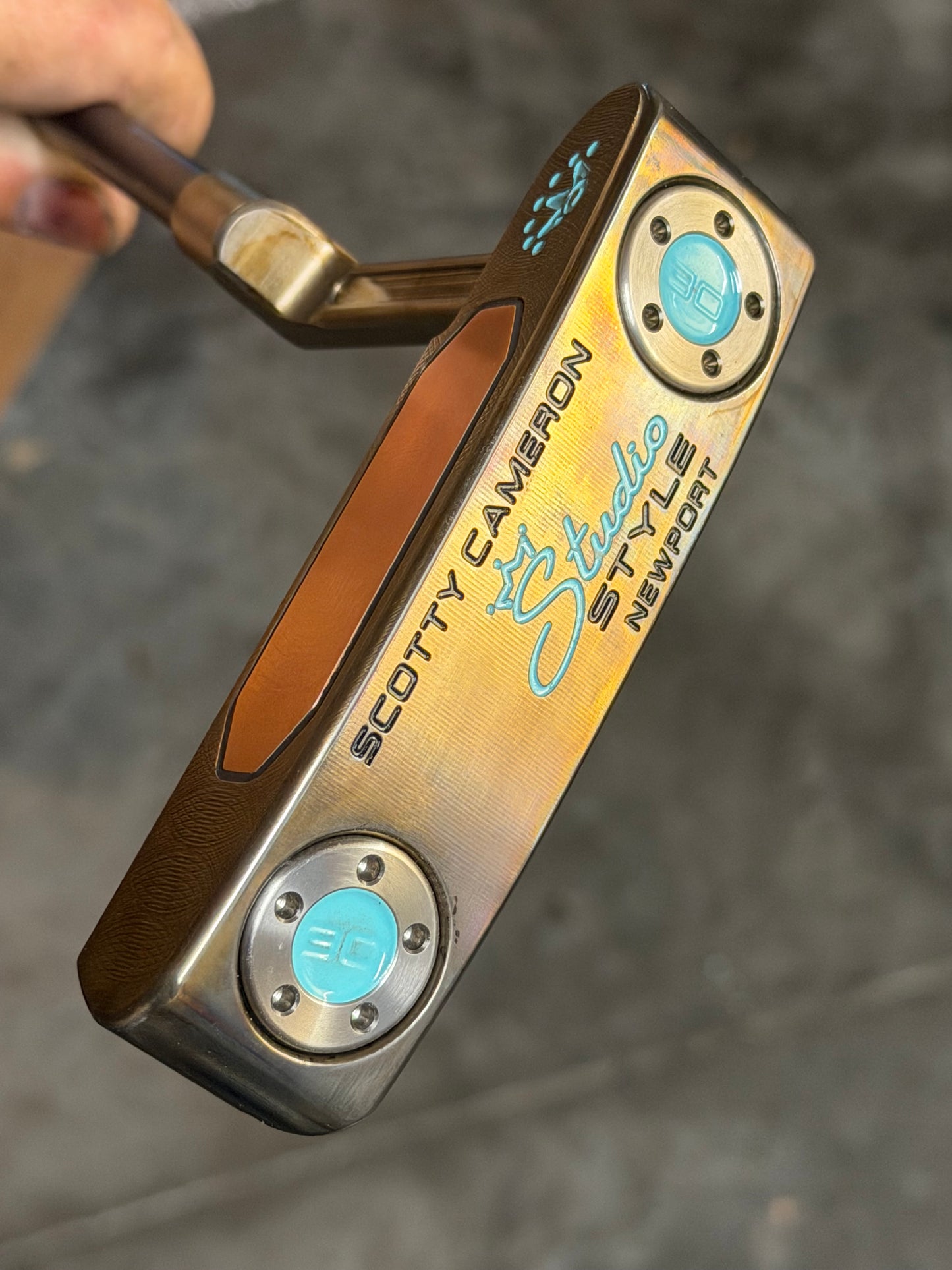 Scotty Cameron - studio style Newport - oil can / smooth copper / Tiffany 35”
