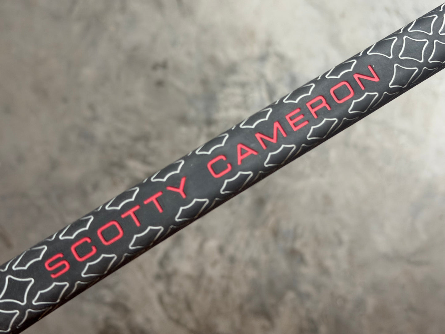 Scotty Cameron Del Mar 34” - murdered out - patina / smoke custom