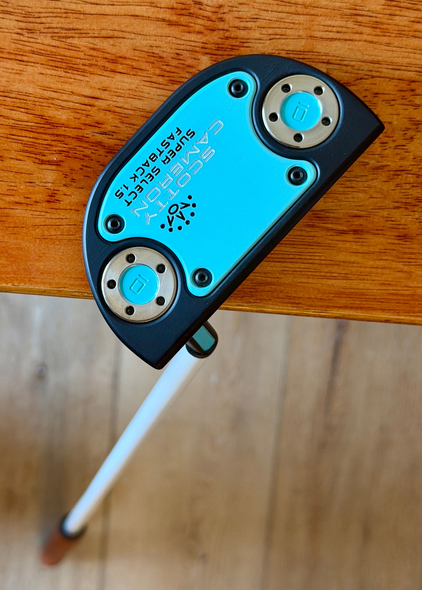 New Tiffany/black fastback 1.5 35”