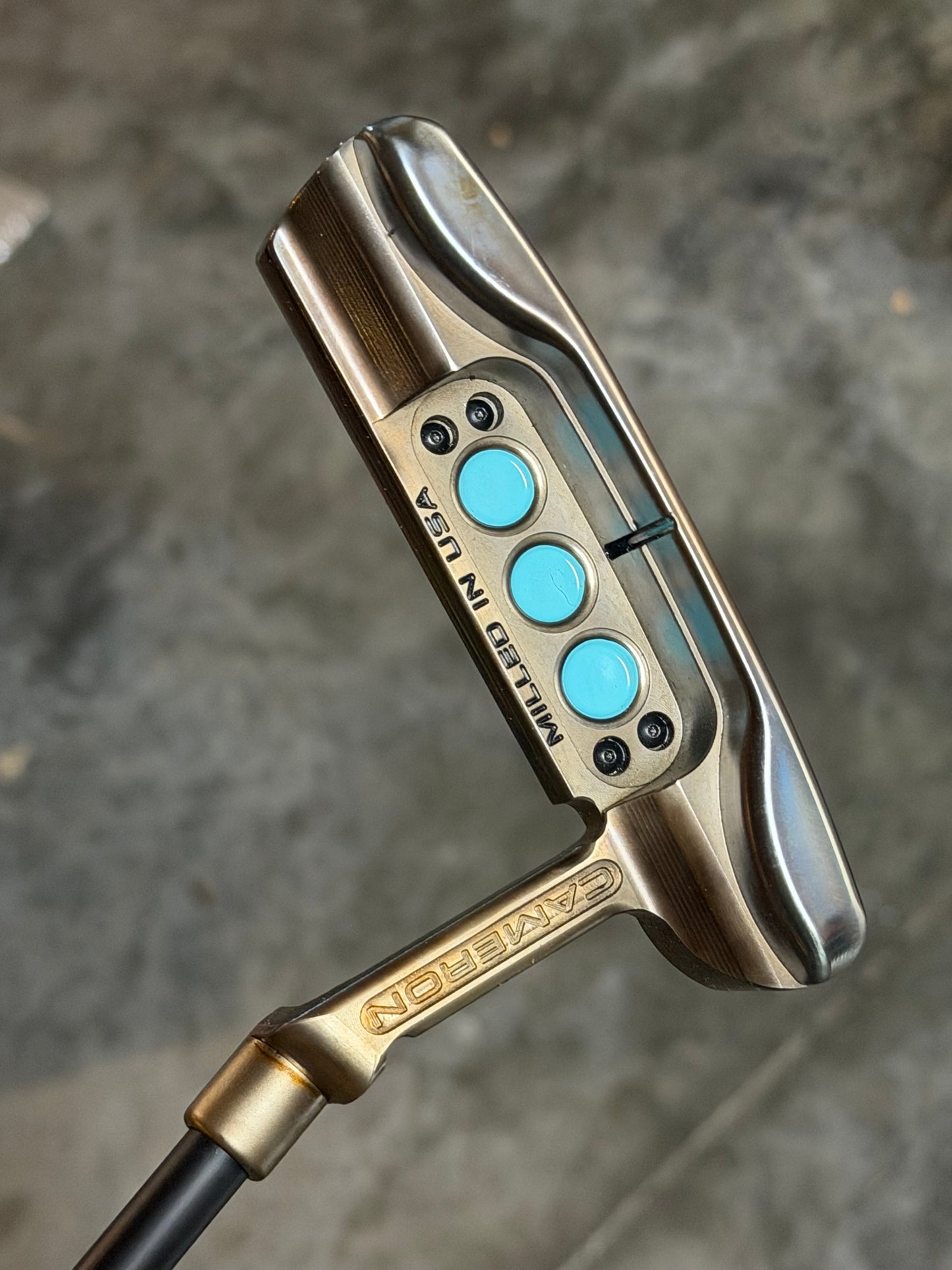 Scotty Cameron - studio style Newport - oil can / smooth copper / Tiffany 35”