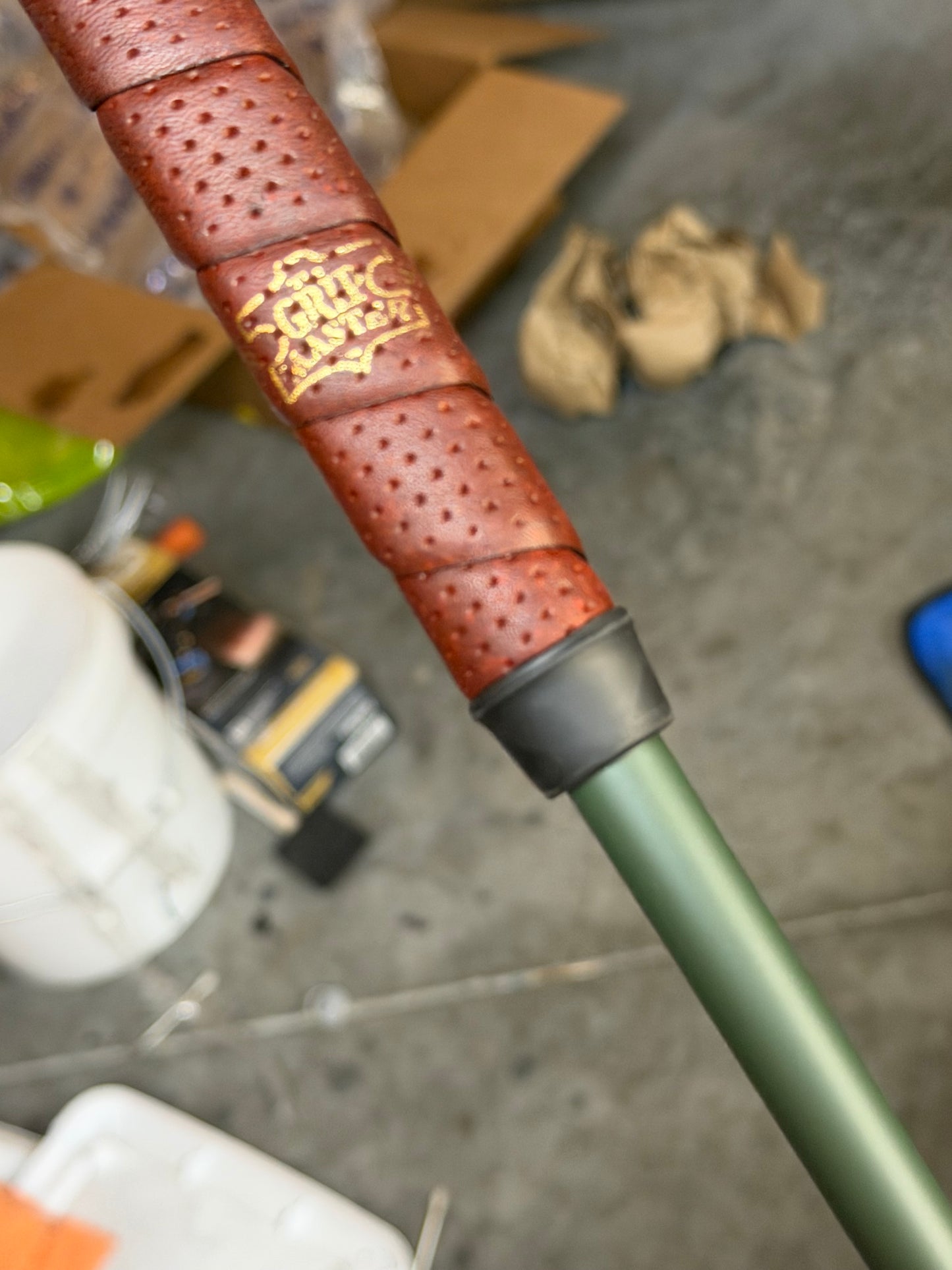 Gorgeous LEFTY Scotty Cameron GoLo 6.5 oil can Candy green + leather 34”