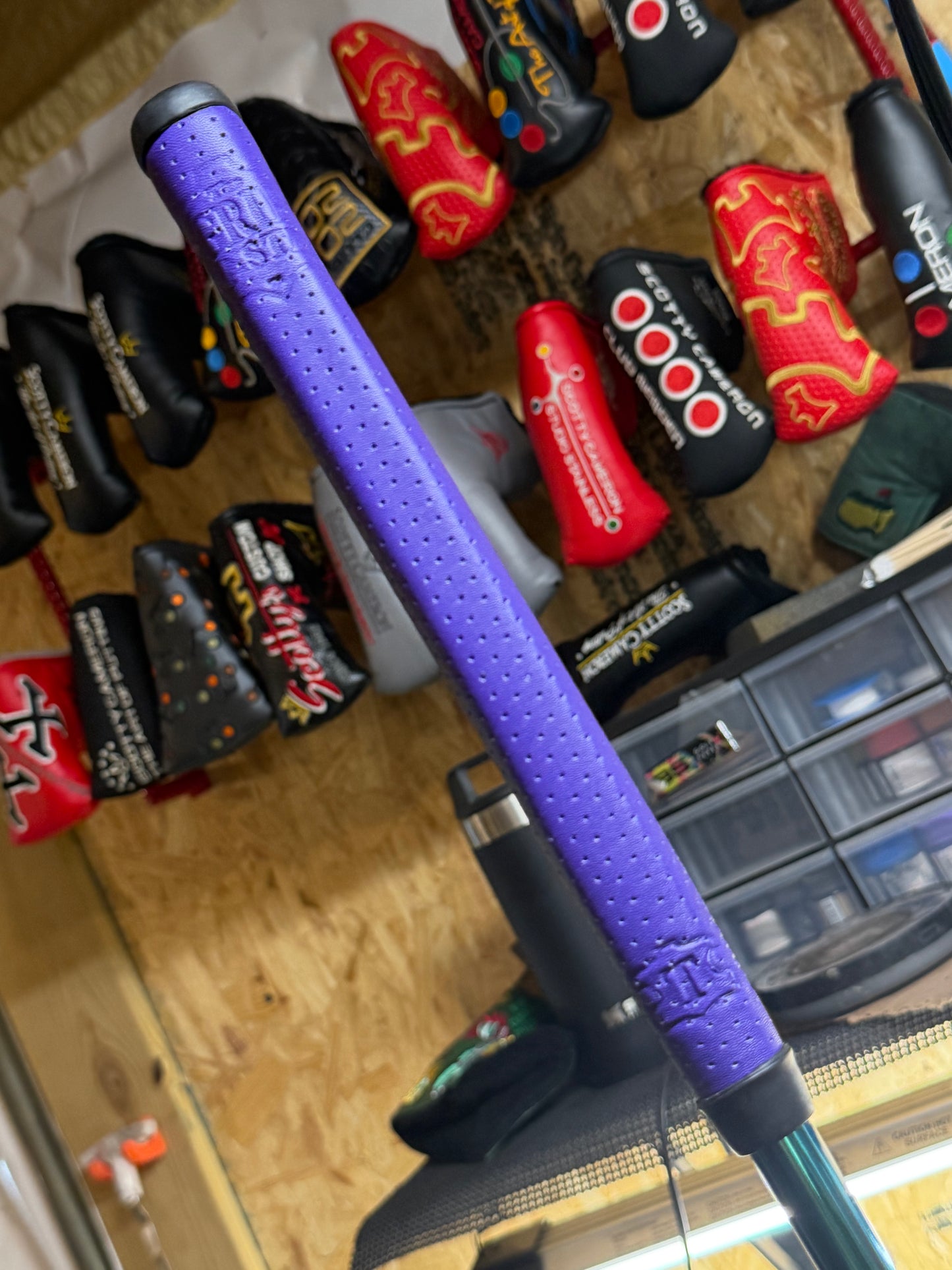 Scotty Cameron 2026 Phantom 5.2 candy purple + rainbow KBS + leather 34”